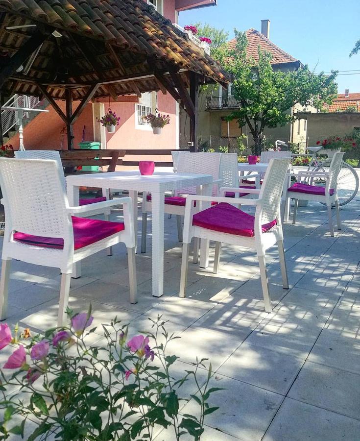 Maslina Rooms Smederevo Esterno foto