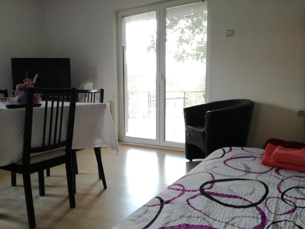 Maslina Rooms Smederevo Esterno foto